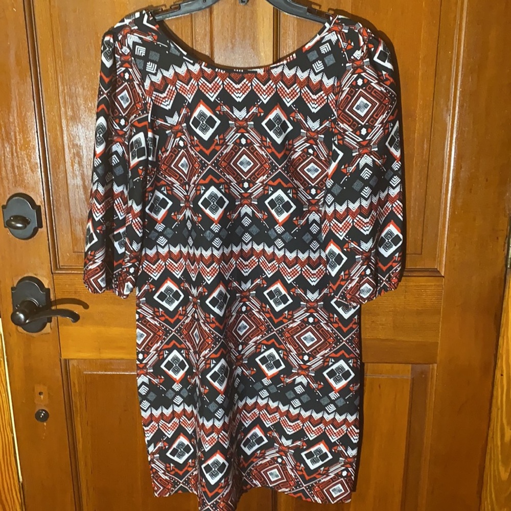 LIVE 4 TRUTH DRESS SIZE SMALL